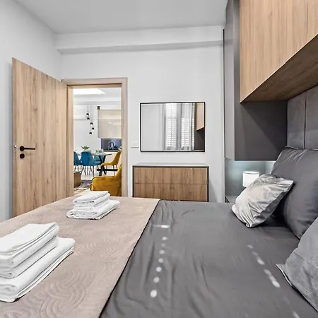 Capitolina - Center Apartment
